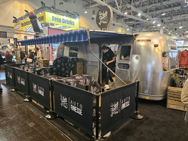 Stand et ambiance du salon à Essen Motor Show 2025