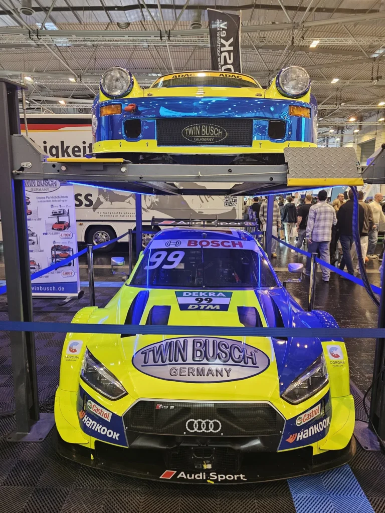Voitures de compétition exposées à Essen Motor Show 2025