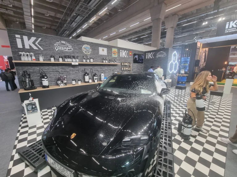 Véhicules exposés et ambiance de la visite d’Automechanika Francfort 2024