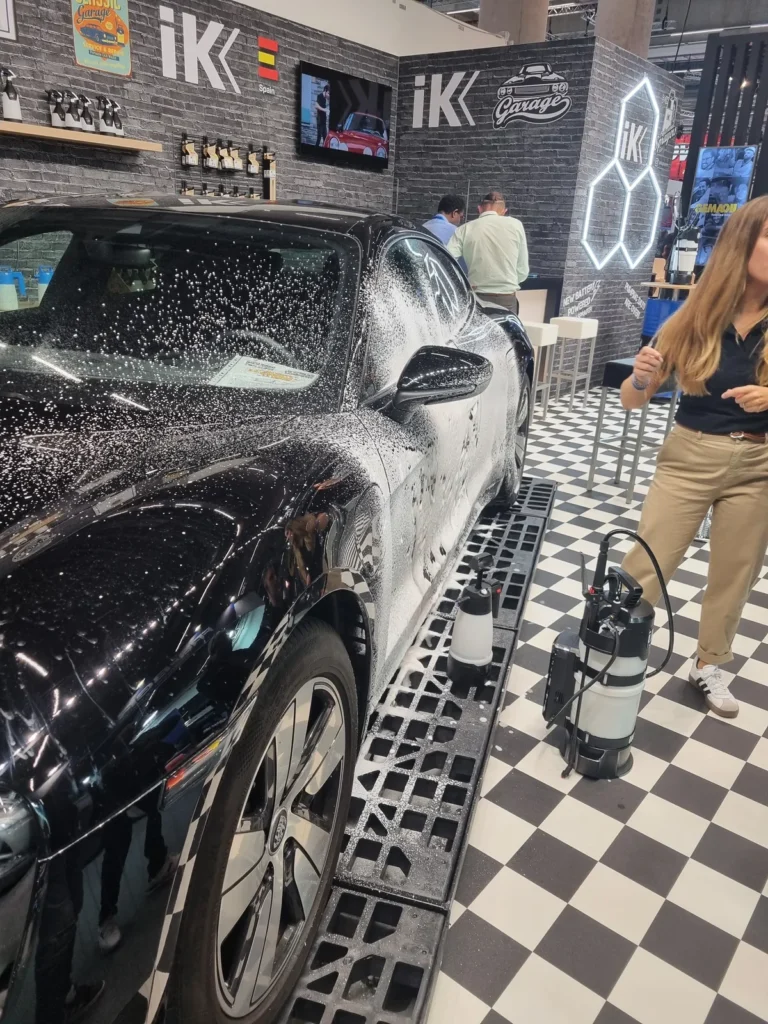 Véhicules exposés et ambiance de la visite d’Automechanika Francfort 2024