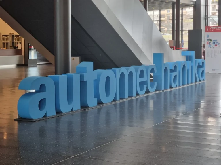 Véhicules exposés et ambiance de la visite d’Automechanika Francfort 2024
