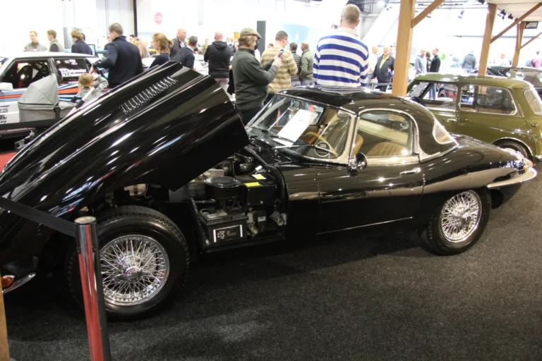 V&eacute;hicule ou d&eacute;tail photographi&eacute; lors de notre visite d&rsquo;InterClassics Bruxelles 2023