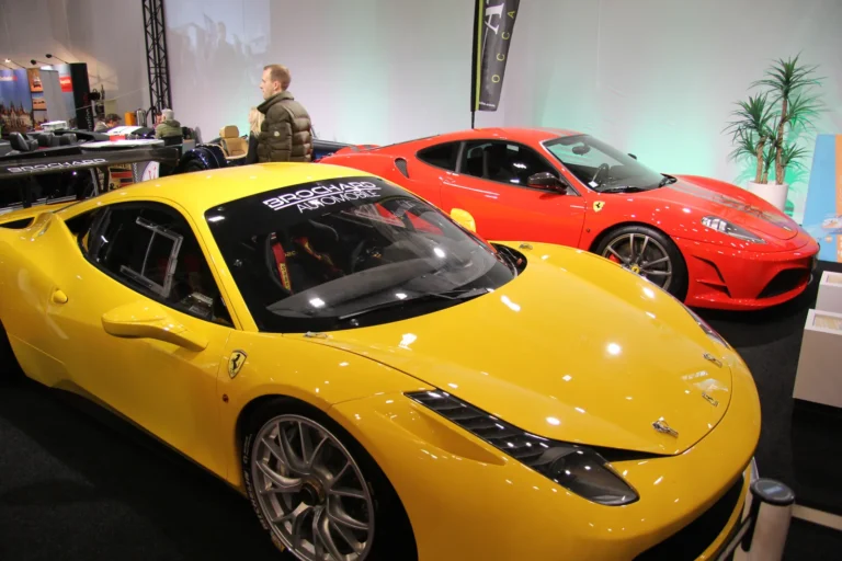 V&eacute;hicule ou d&eacute;tail photographi&eacute; lors de notre visite d&rsquo;InterClassics Bruxelles 2023