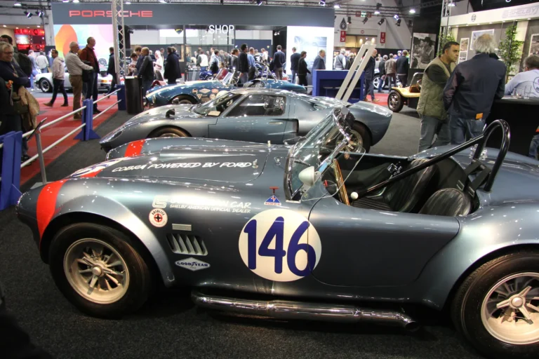 V&eacute;hicule ou d&eacute;tail photographi&eacute; lors de notre visite d&rsquo;InterClassics Bruxelles 2023