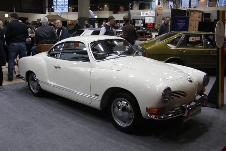 V&eacute;hicule ou d&eacute;tail photographi&eacute; lors de notre visite d&rsquo;InterClassics Bruxelles 2023