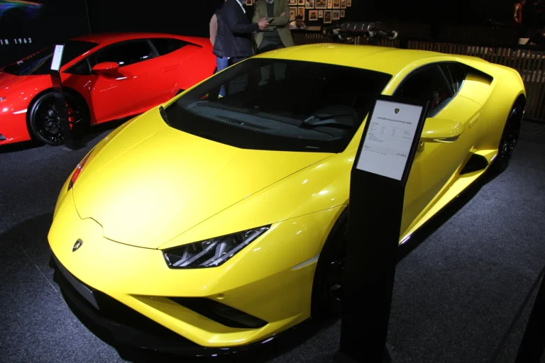 V&eacute;hicule ou d&eacute;tail photographi&eacute; lors de notre visite d&rsquo;InterClassics Bruxelles 2023