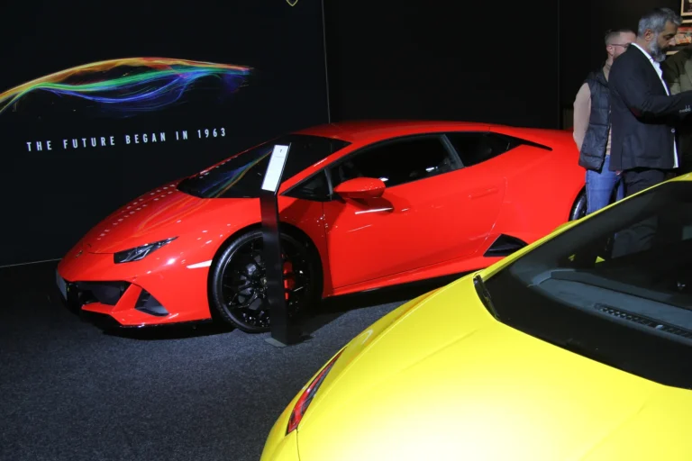 V&eacute;hicule ou d&eacute;tail photographi&eacute; lors de notre visite d&rsquo;InterClassics Bruxelles 2023