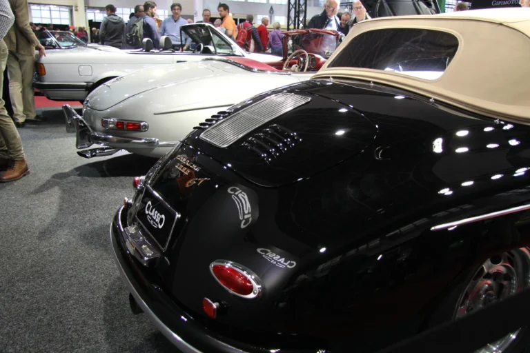 V&eacute;hicule ou d&eacute;tail photographi&eacute; lors de notre visite d&rsquo;InterClassics Bruxelles 2023