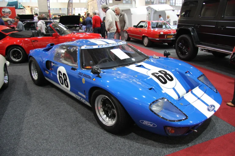 V&eacute;hicule ou d&eacute;tail photographi&eacute; lors de notre visite d&rsquo;InterClassics Bruxelles 2023