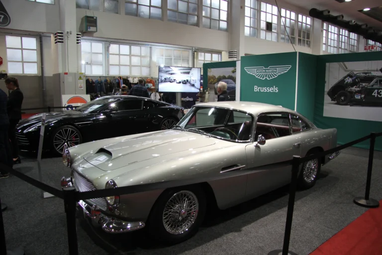 V&eacute;hicule ou d&eacute;tail photographi&eacute; lors de notre visite d&rsquo;InterClassics Bruxelles 2023
