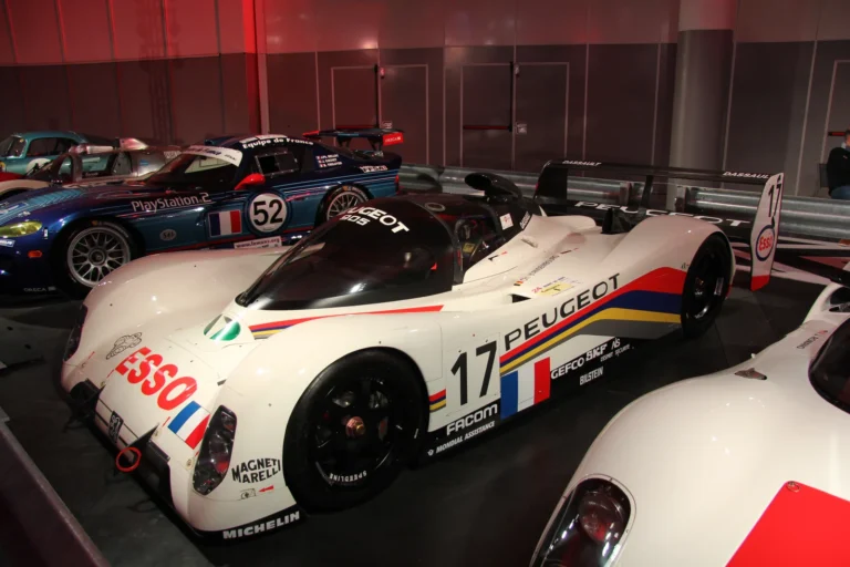 V&eacute;hicule ou d&eacute;tail photographi&eacute; lors de notre visite d&rsquo;InterClassics Bruxelles 2023