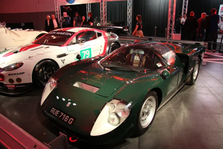 V&eacute;hicule ou d&eacute;tail photographi&eacute; lors de notre visite d&rsquo;InterClassics Bruxelles 2023