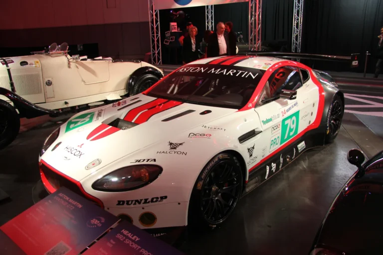 V&eacute;hicule ou d&eacute;tail photographi&eacute; lors de notre visite d&rsquo;InterClassics Bruxelles 2023