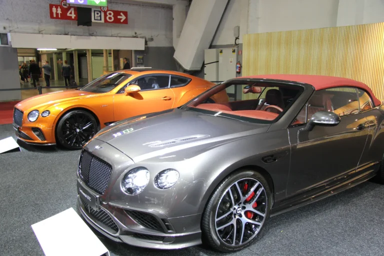 V&eacute;hicule ou d&eacute;tail photographi&eacute; lors de notre visite d&rsquo;InterClassics Bruxelles 2023