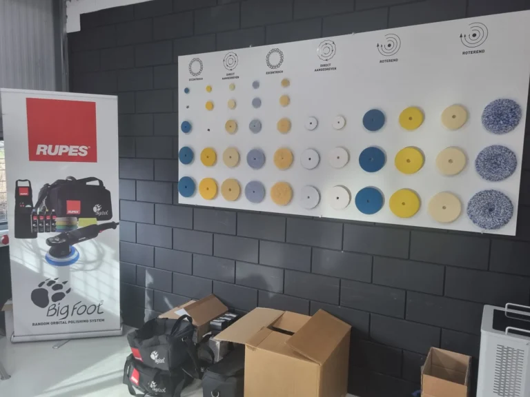 Formation au RUPES Training Center à Amsterdam : découverte des machines et exercices de polissage