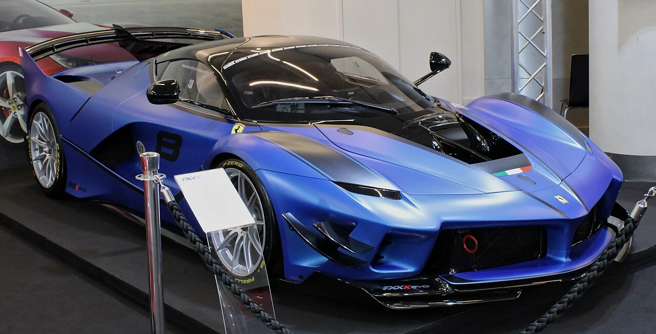 Ferrari FXX-K Evo bleue &mdash; Top Marques Monaco 2019 &mdash; galerie Passion Auto de S&eacute;bastien Cartec
