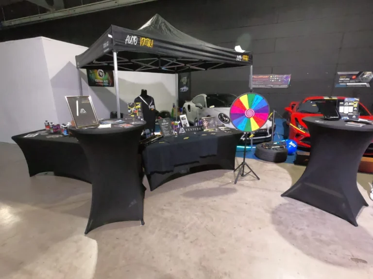 Espace de pr&eacute;sentation et d&rsquo;accueil du salon &mdash; International Motor Show Luxembourg 2025