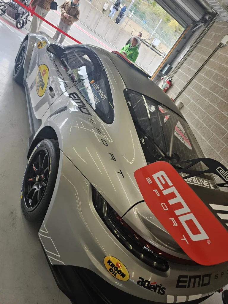 Porsche Carrera GT, vue inclin&eacute;e &mdash; Porsche Days 2026