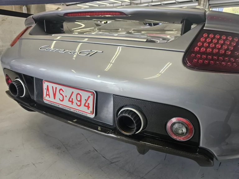 Porsche Carrera GT : signature arri&egrave;re et &eacute;chappements &mdash; Porsche Days 2026