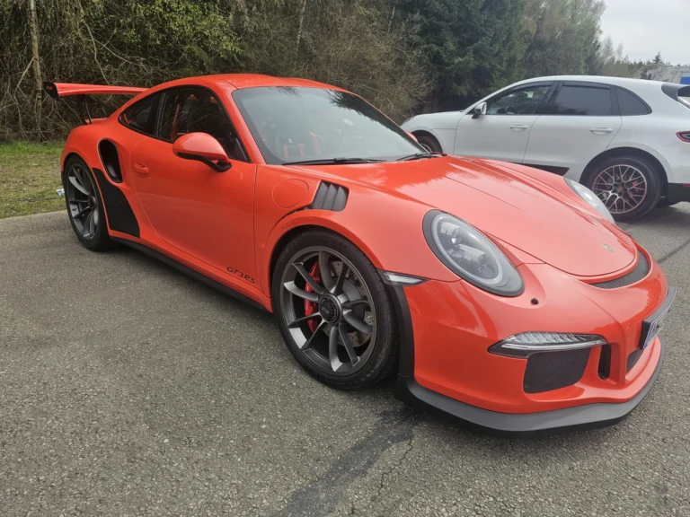 Porsche orange &agrave; aileron &mdash; Porsche Days 2026